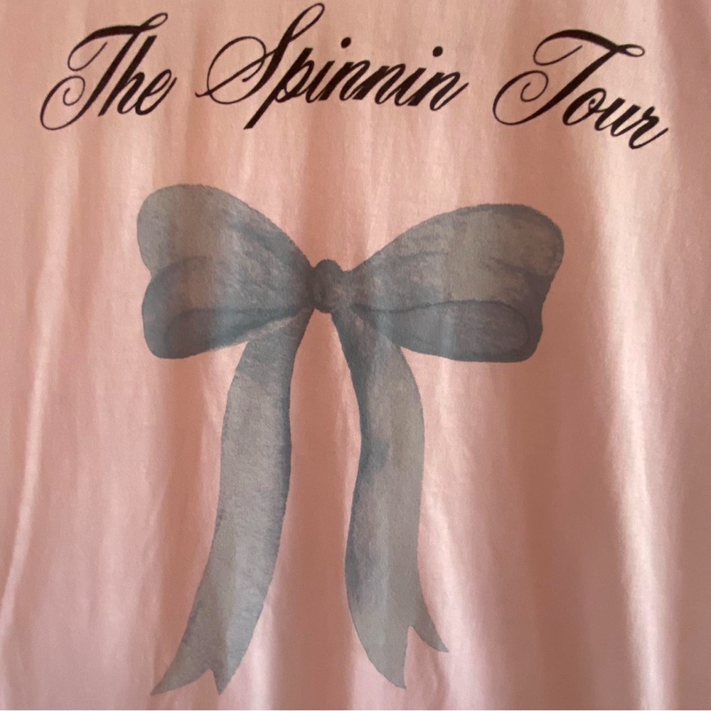 The Spinnin Tour T-Shirt
Official Madison Beer Merch
Size S
Relaxed Fit